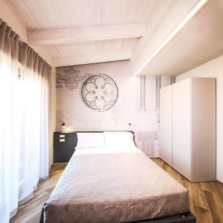 Vicolo Malavolta 7 Rooms And Suites เปดาโซ ภายนอก รูปภาพ