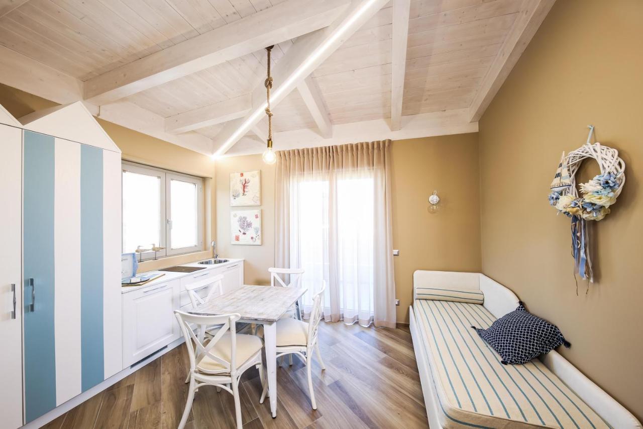 Vicolo Malavolta 7 Rooms And Suites เปดาโซ ภายนอก รูปภาพ