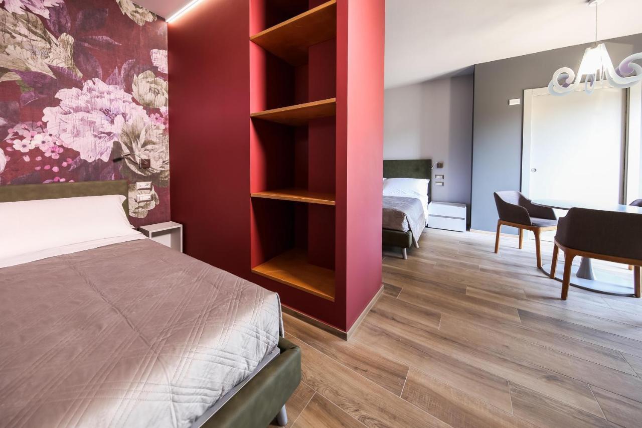 Vicolo Malavolta 7 Rooms And Suites เปดาโซ ภายนอก รูปภาพ