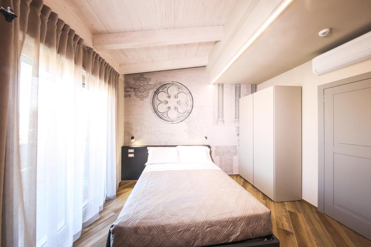 Vicolo Malavolta 7 Rooms And Suites เปดาโซ ภายนอก รูปภาพ