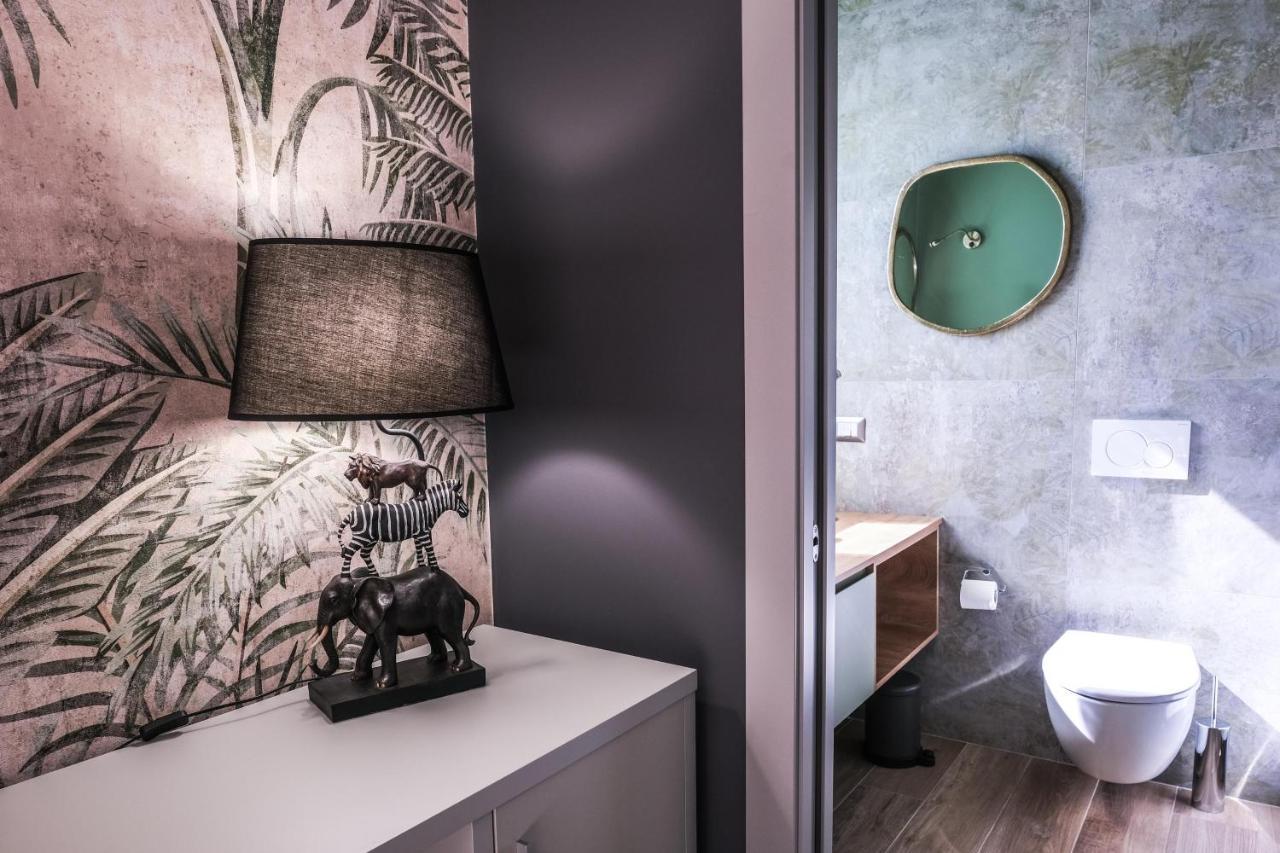 Vicolo Malavolta 7 Rooms And Suites เปดาโซ ภายนอก รูปภาพ