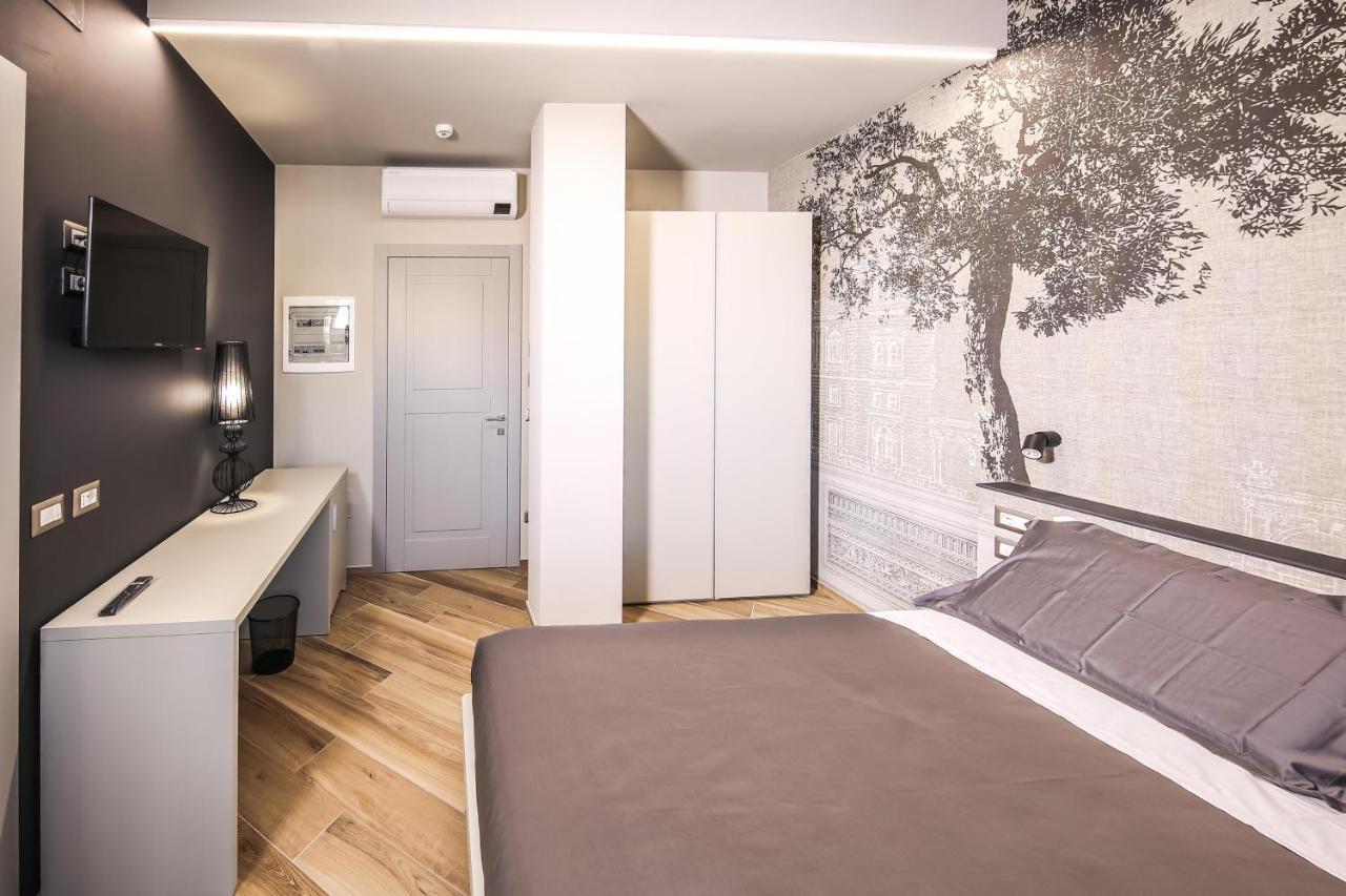 Vicolo Malavolta 7 Rooms And Suites เปดาโซ ภายนอก รูปภาพ