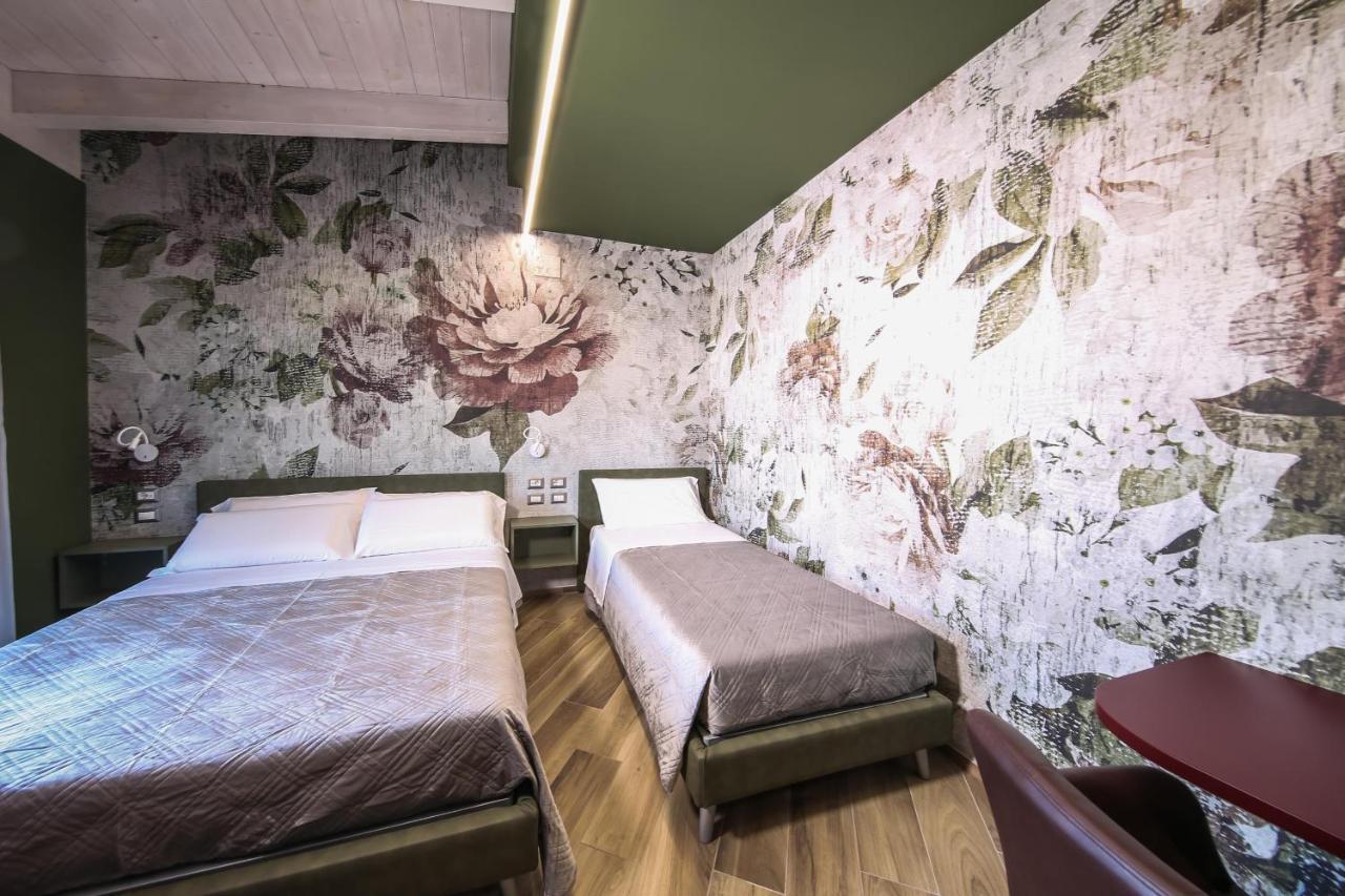 Vicolo Malavolta 7 Rooms And Suites เปดาโซ ภายนอก รูปภาพ